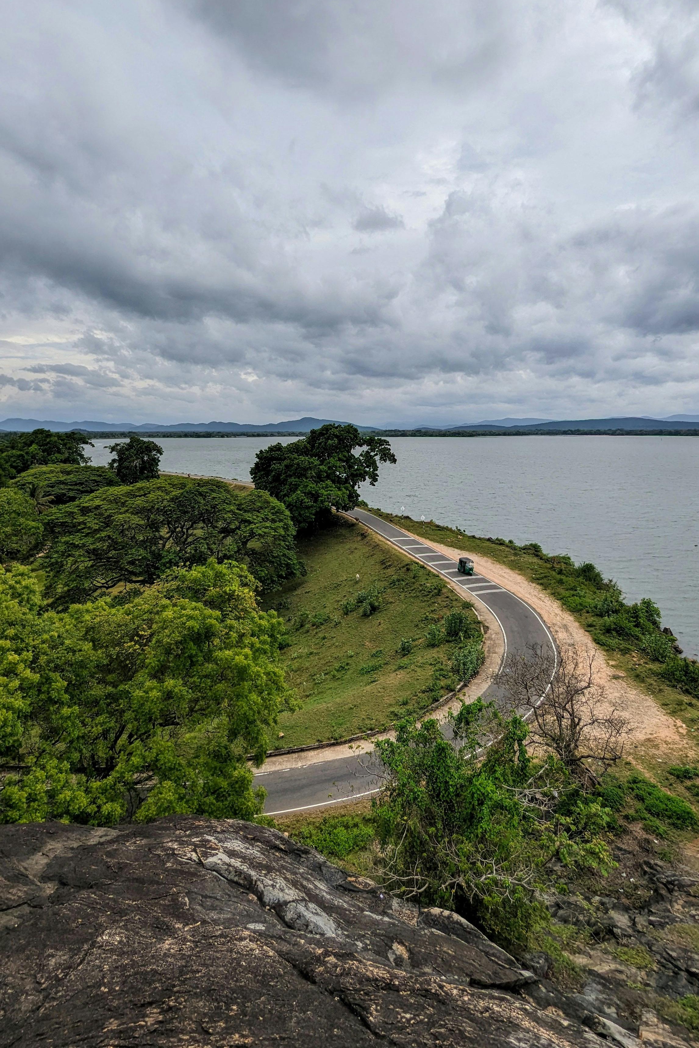 lake_parakrama